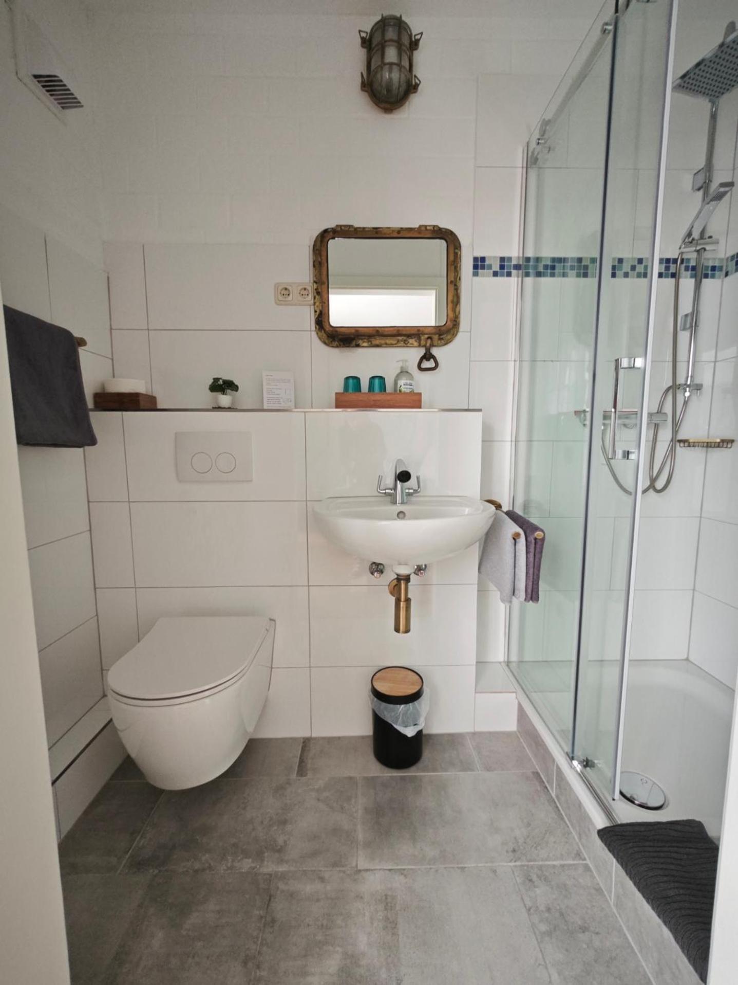 Mine Hotel Weilerswist Екстер'єр фото