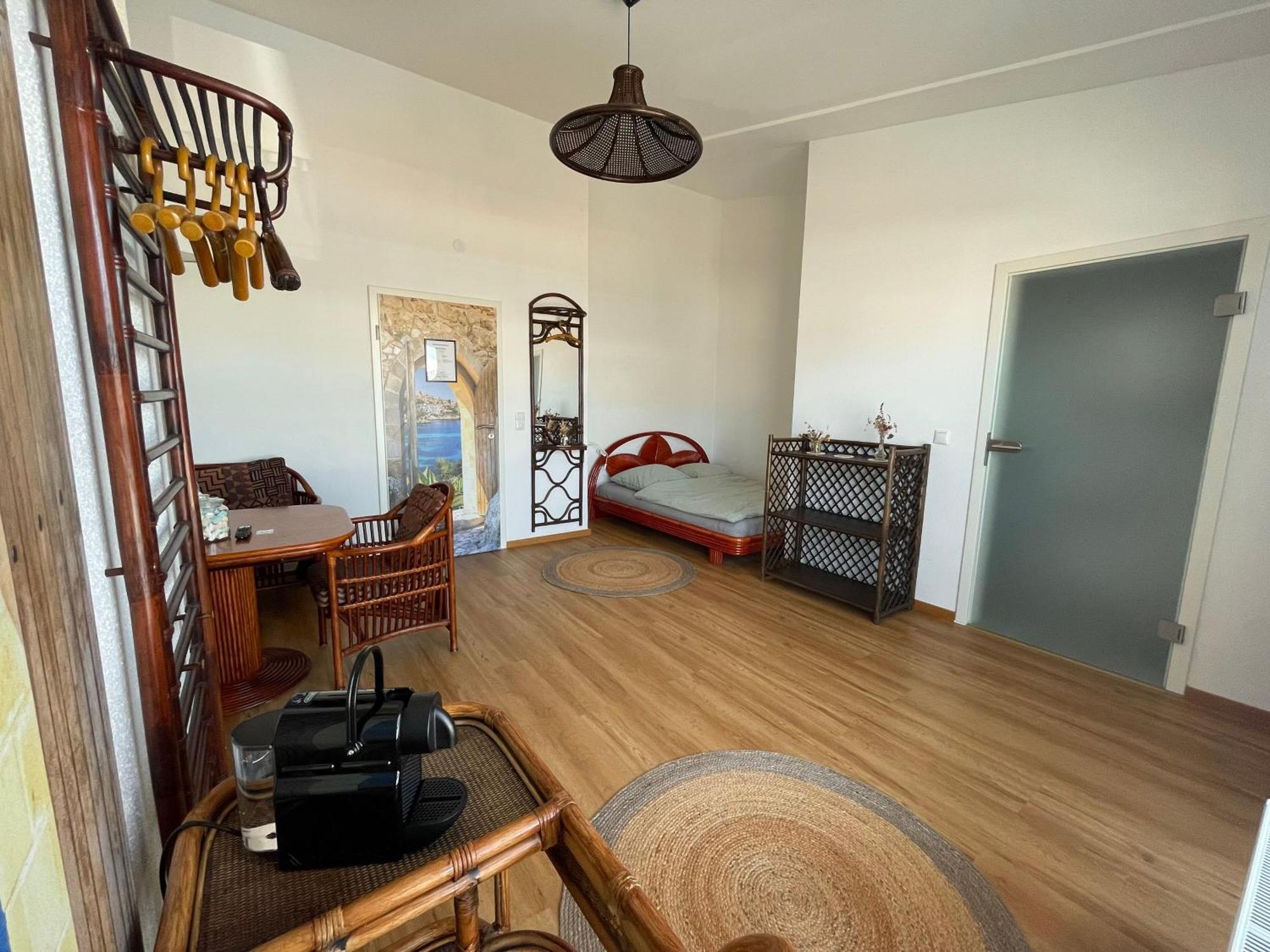 Mine Hotel Weilerswist Екстер'єр фото